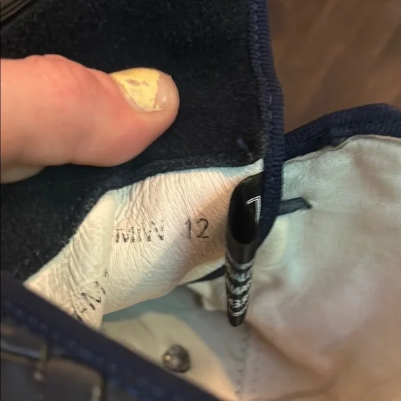 Android HommeBlue Textured Chukka Boots - Picture 7 of 12